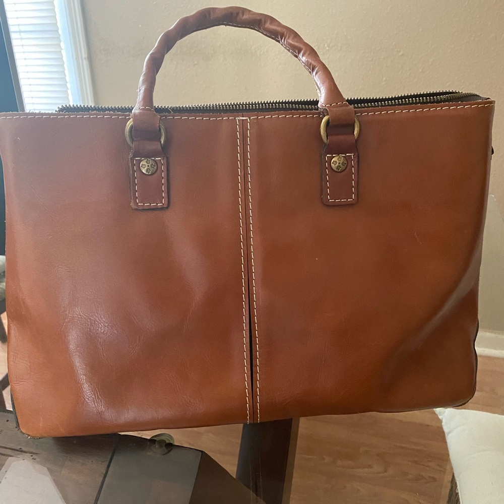 Patricia Nash brown purse
